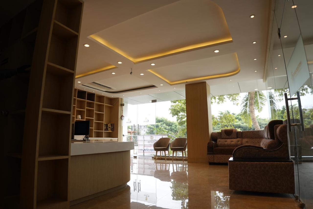 Hotel Ocean Vista Bay Визакхапатнам Екстериор снимка