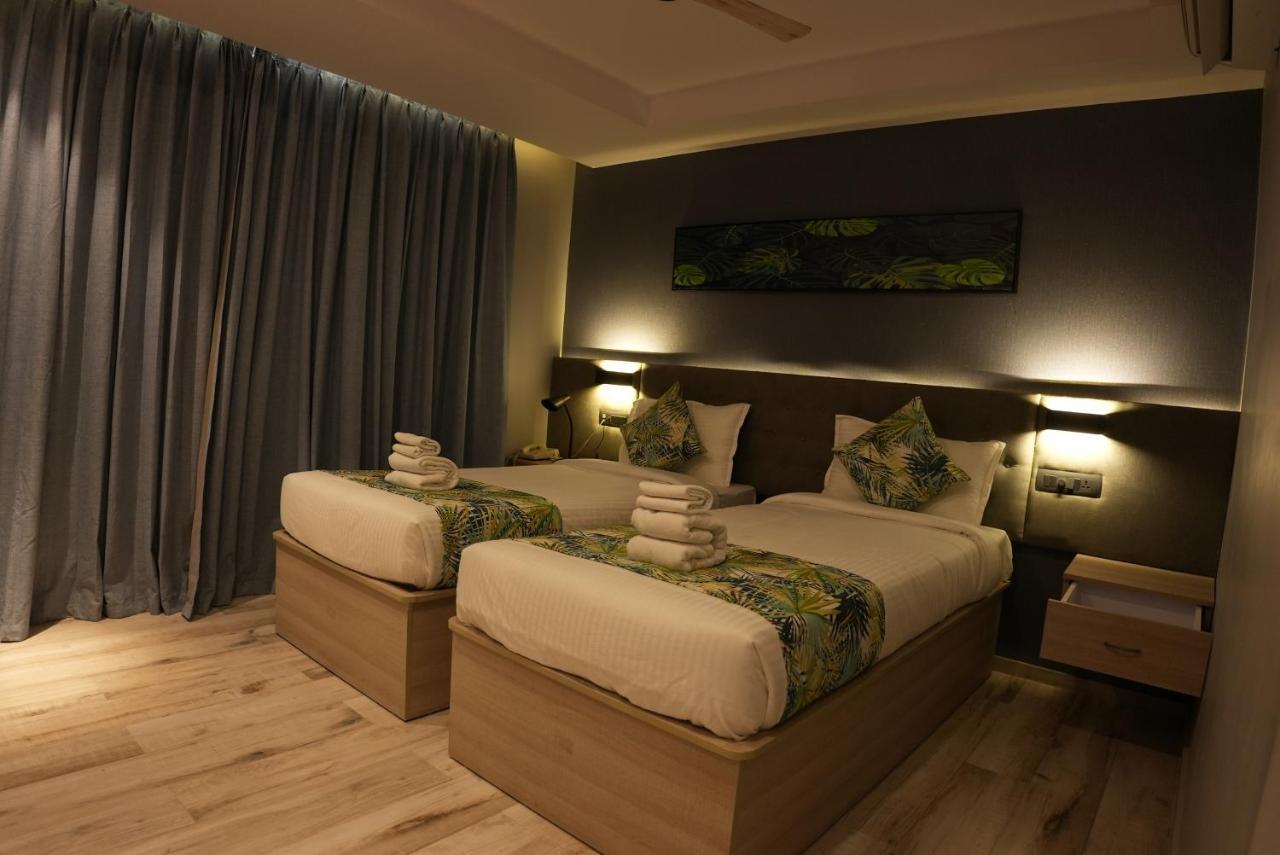 Hotel Ocean Vista Bay Визакхапатнам Екстериор снимка